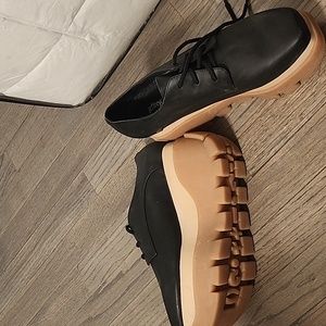 Jeffrey Campbell platforms size 8.5